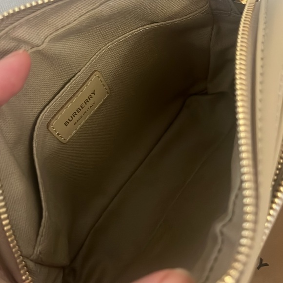 🔥💯Authentic Burberry TB Crossbody 💼 - Picture 7 of 17